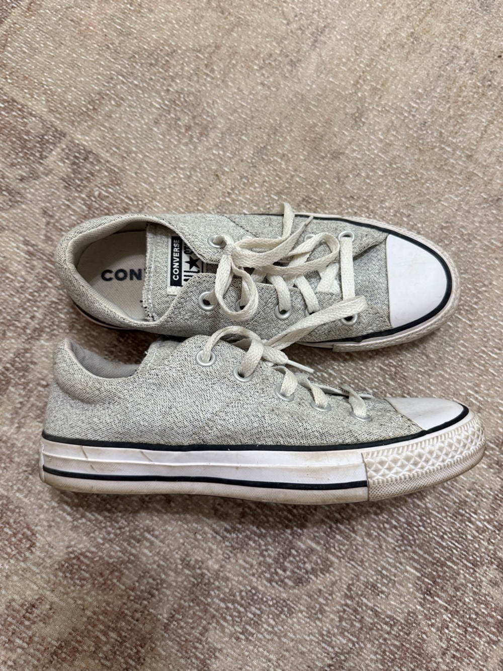 Converse Low Top Sneakers - Light Gray and White